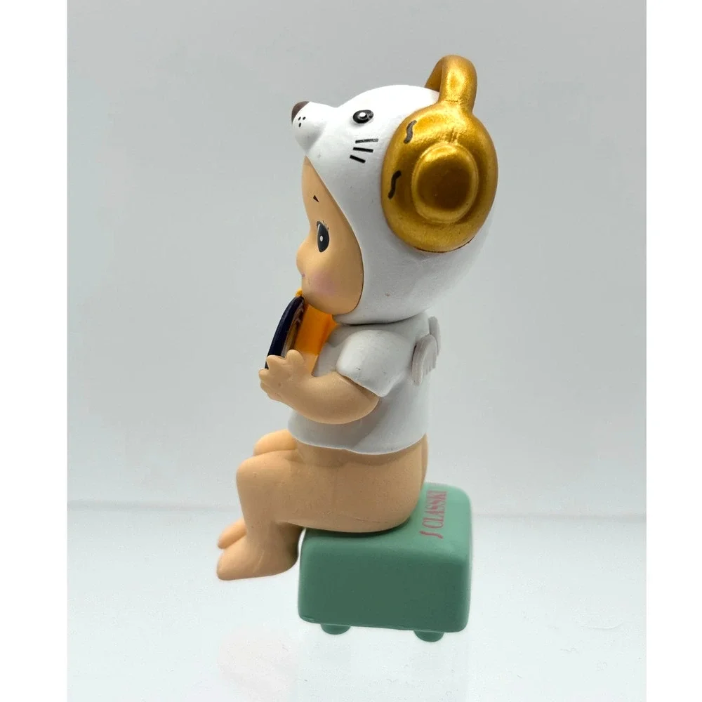 New Unbranded Kewpie/Angel Mini Figure Collectible, Classical Music, Open Box